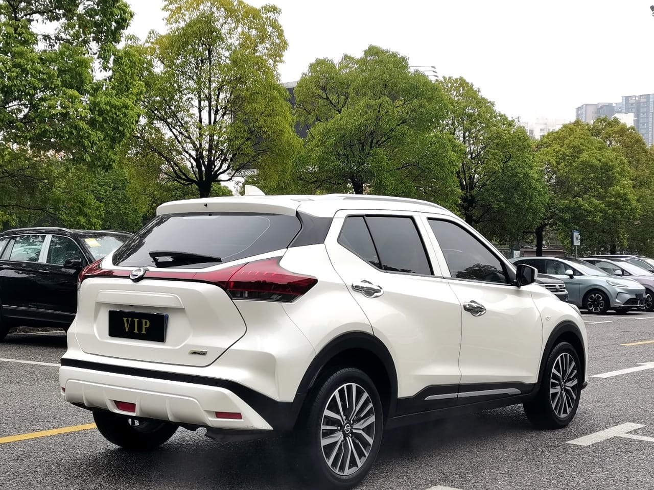 Nissan Kicks 1.5L XL CVT Fashion Edition