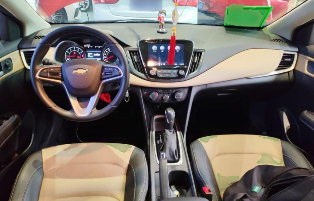 Chevrolet Monza 320 Automatic Enjoy Skylight Edition