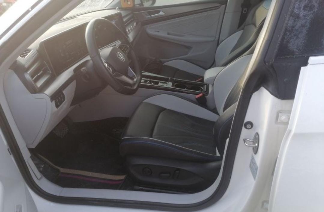 Volkswagen Lamando L 280TSI DSG Cool Hot Version