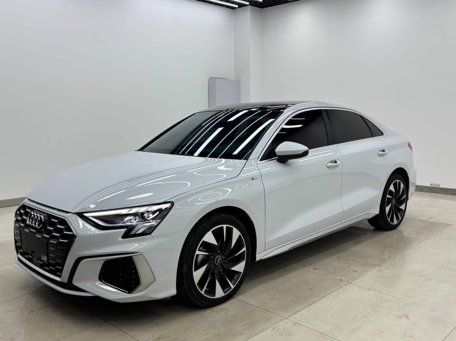 Audi A3L Limousine 35 TFSI Sport Edition