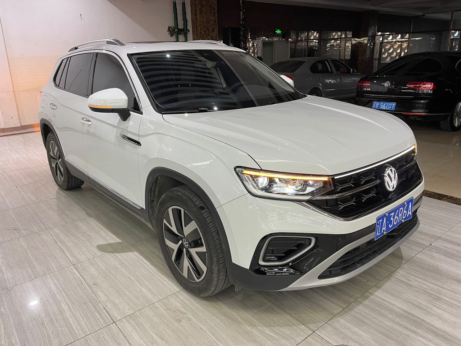 Volkswagen Tayron 280TSI Deluxe PLUS Premium Edition