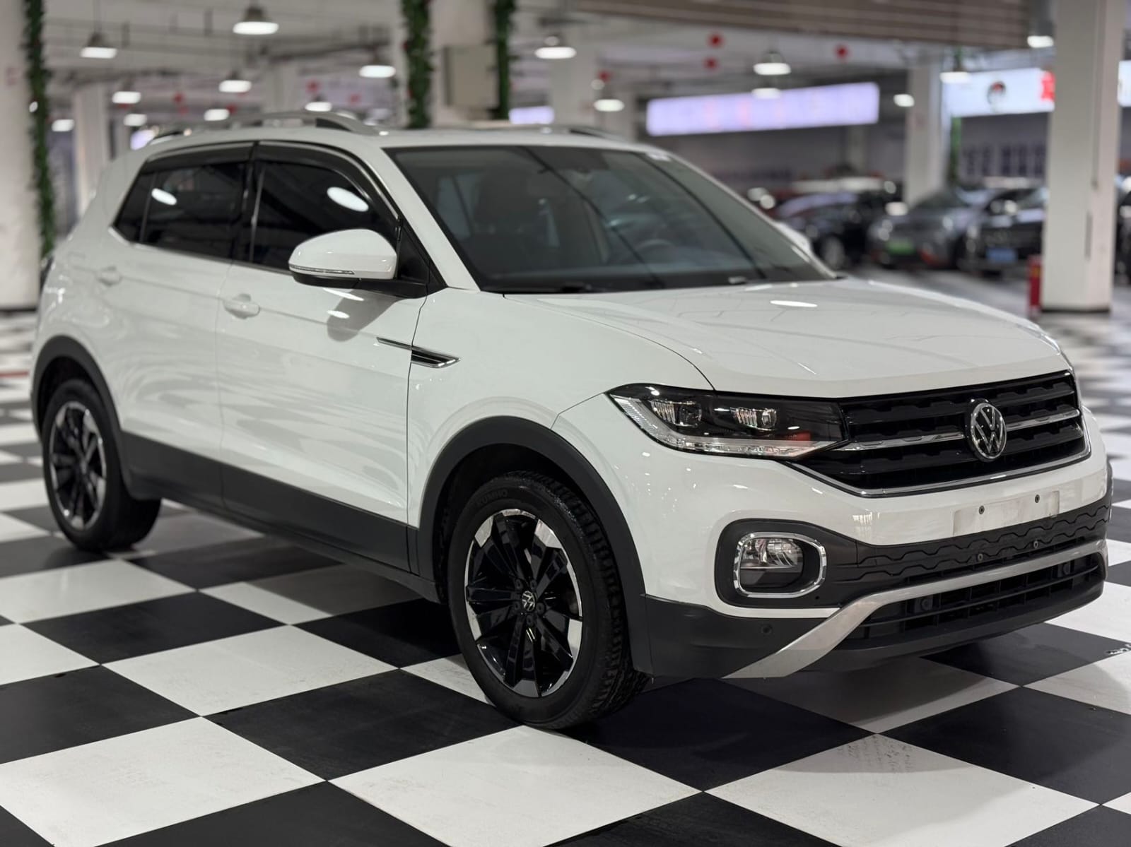 Volkswagen Tacqua 1.5L Automatic
