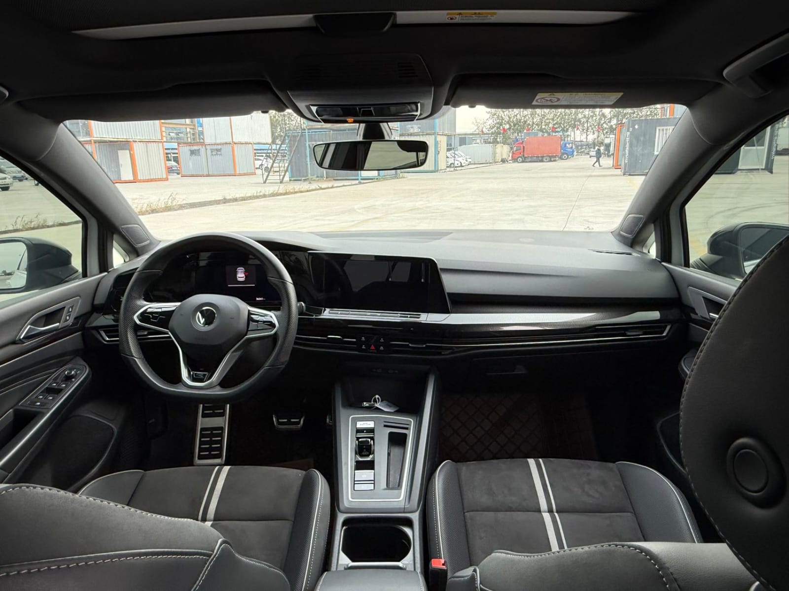 Volkswagen Golf 280TSI DSG R-Line Lite