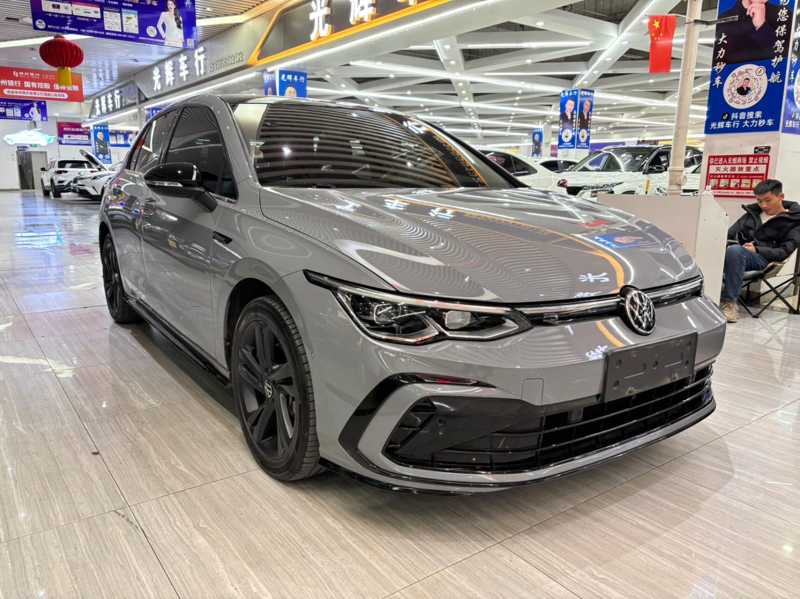Volkswagen Golf 280TSI DSG R-Line