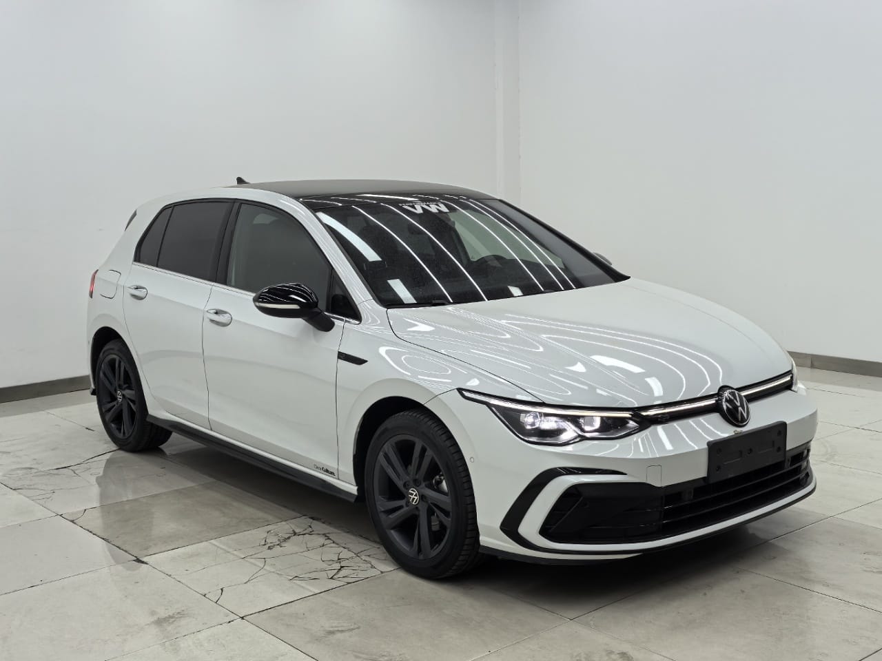 Volkswagen Golf 280TSI DSG R-Line