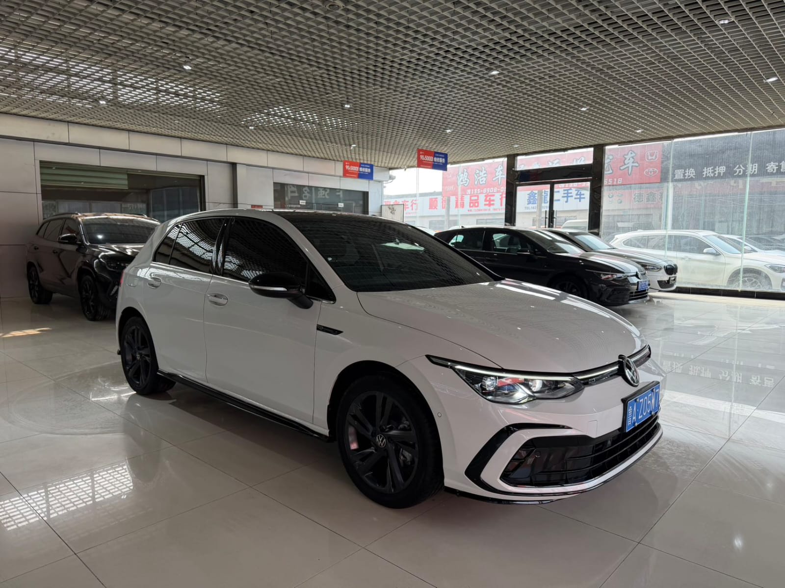 Volkswagen Golf 280TSI DSG R-Line