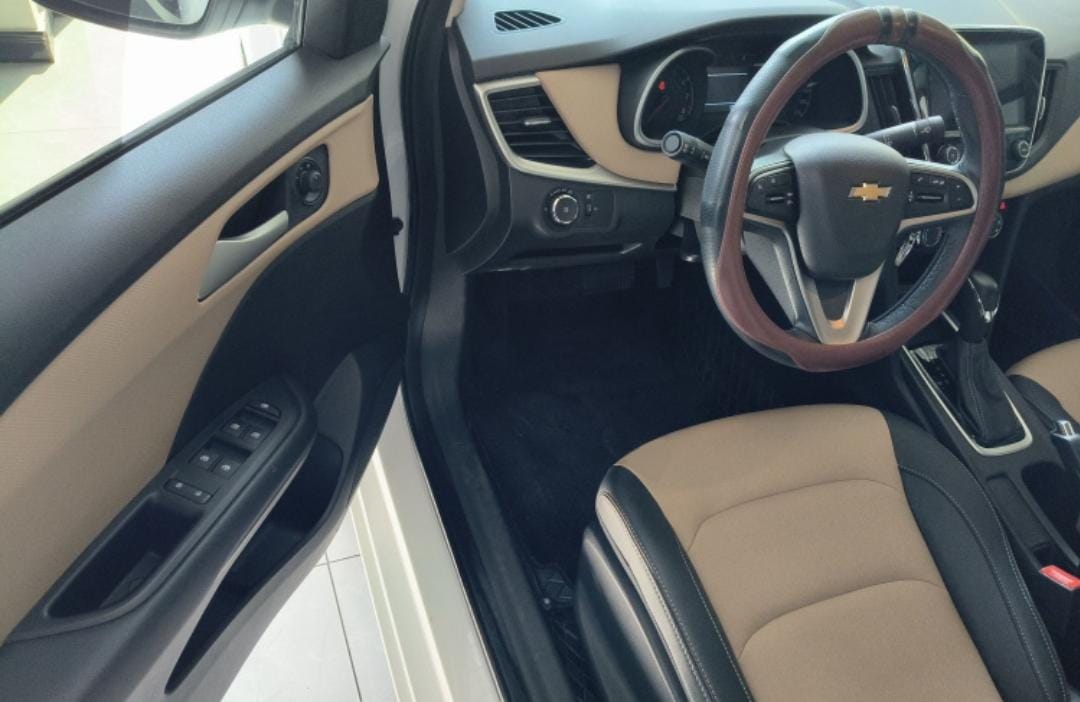 Chevrolet Monza 320 Automatic Enjoy Skylight Edition