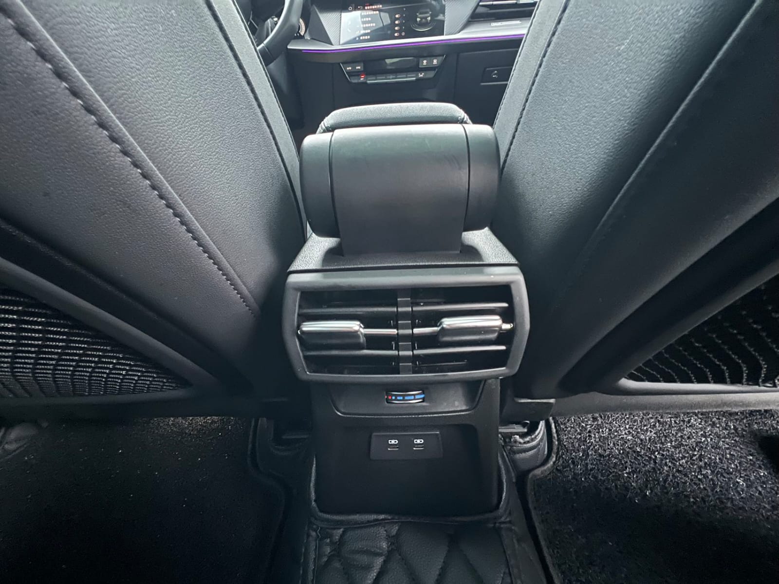 Audi A3L Limousine 35 TFSI Deluxe Sport Edition