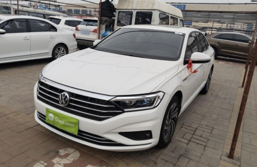 Volkswagen Sagitar 280TSI DSG Flyover Edition