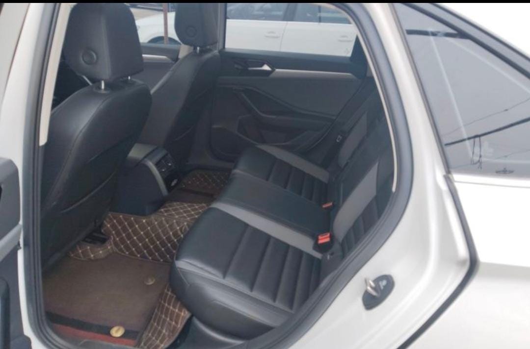Volkswagen Sagitar 280TSI DSG Flyover Edition