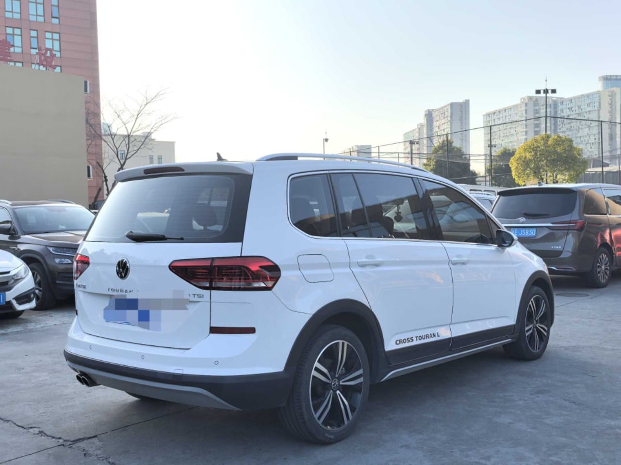 Volkswagen Touran L 280TSI DSG Extended Edition