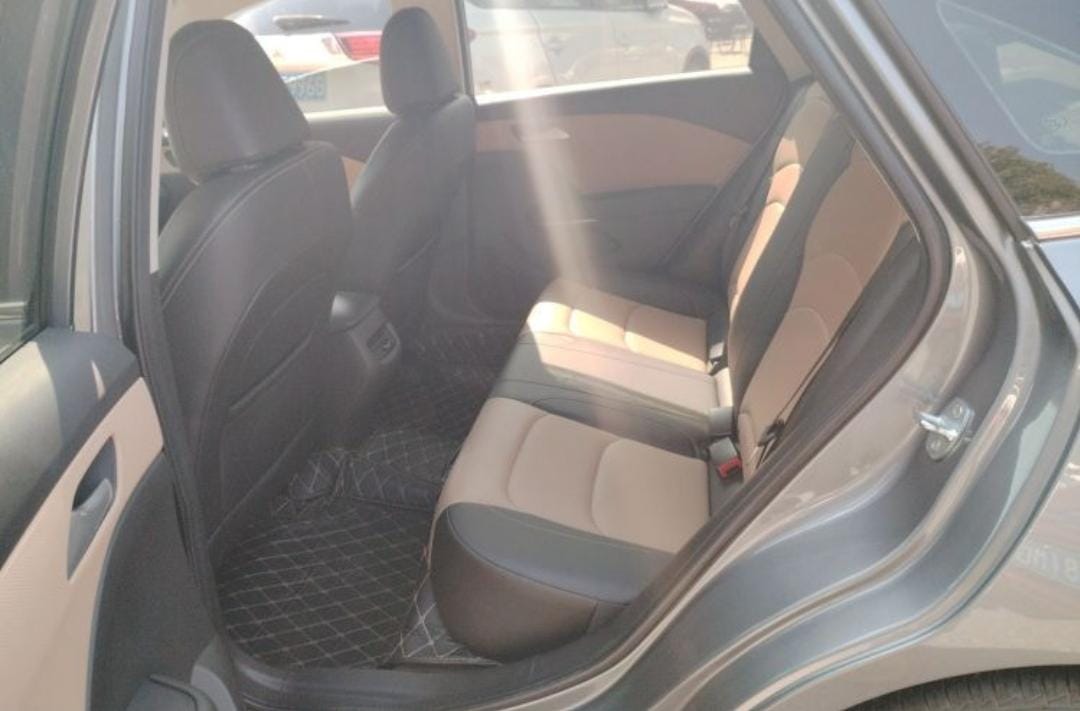 Chevrolet Monza 320 Automatic Pleasure Edition