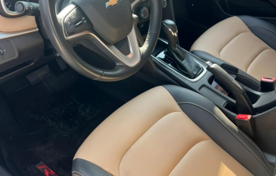 Chevrolet Monza 320 Automatic Enjoy Skylight Edition