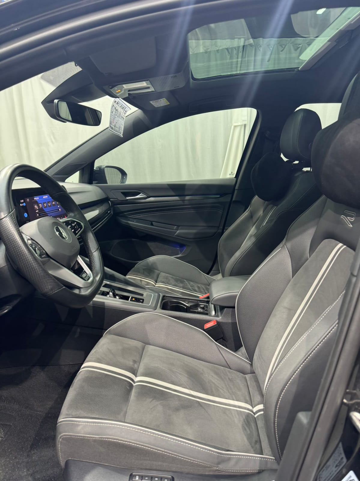 Volkswagen Golf 280TSI DSG R-Line