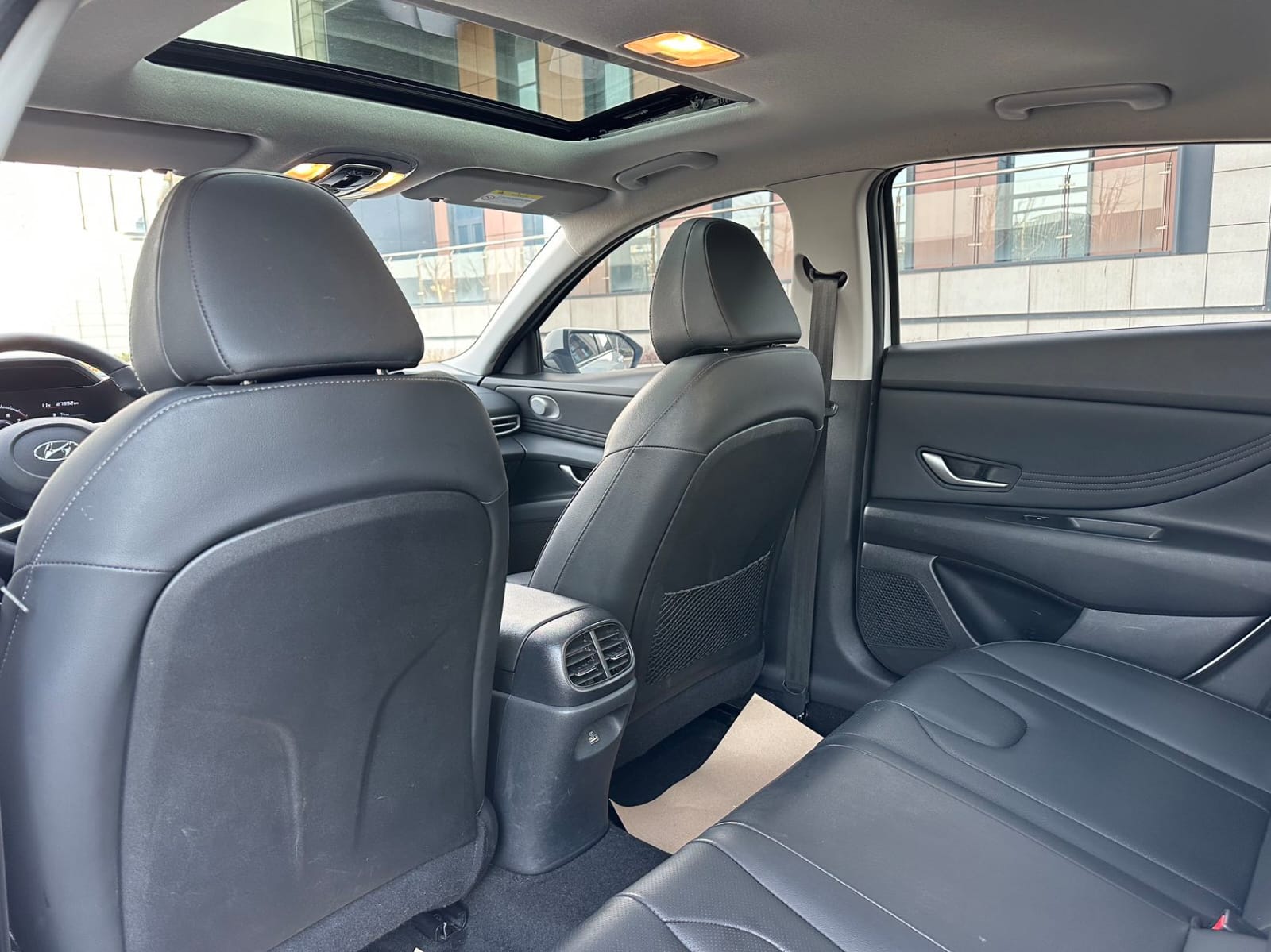Hyundai Elantra 1.5L CVT Precious Edition