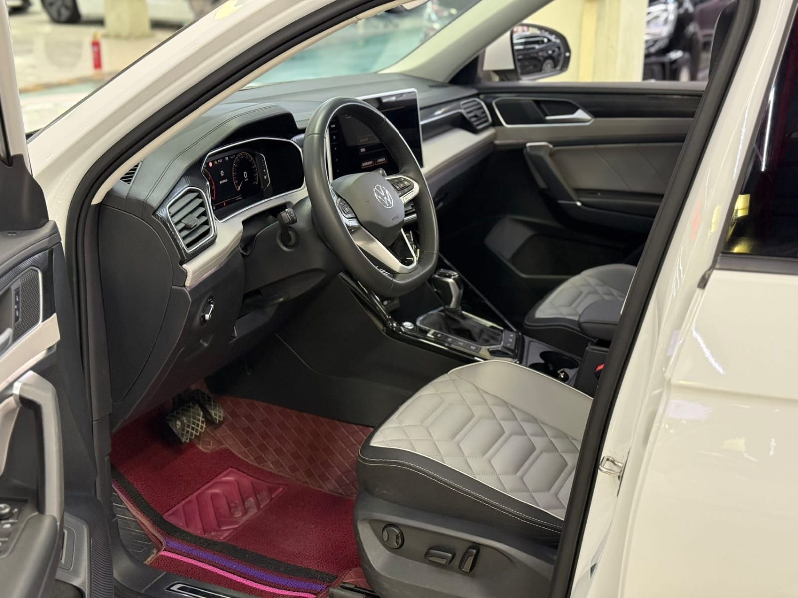 Volkswagen Tayron 280TSI Deluxe Plus Premium Edition