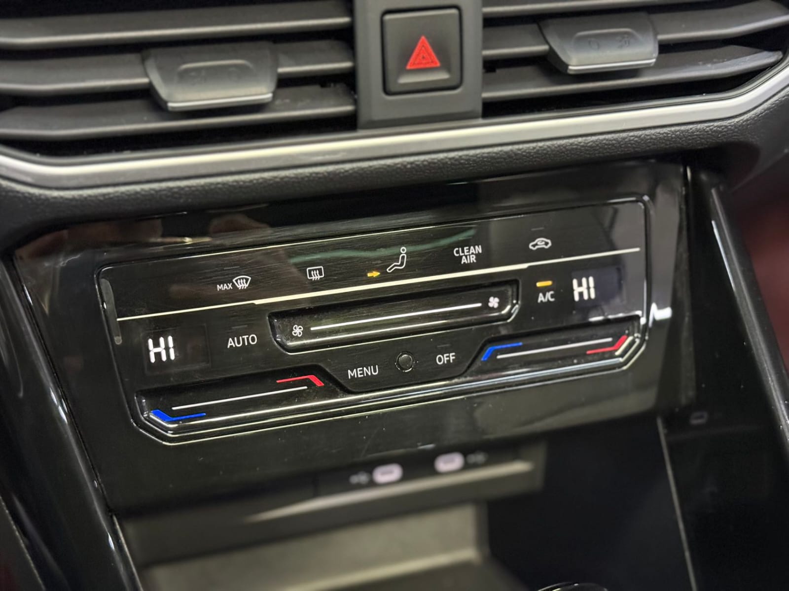 Volkswagen Tayron 280TSI Deluxe Plus Premium Edition