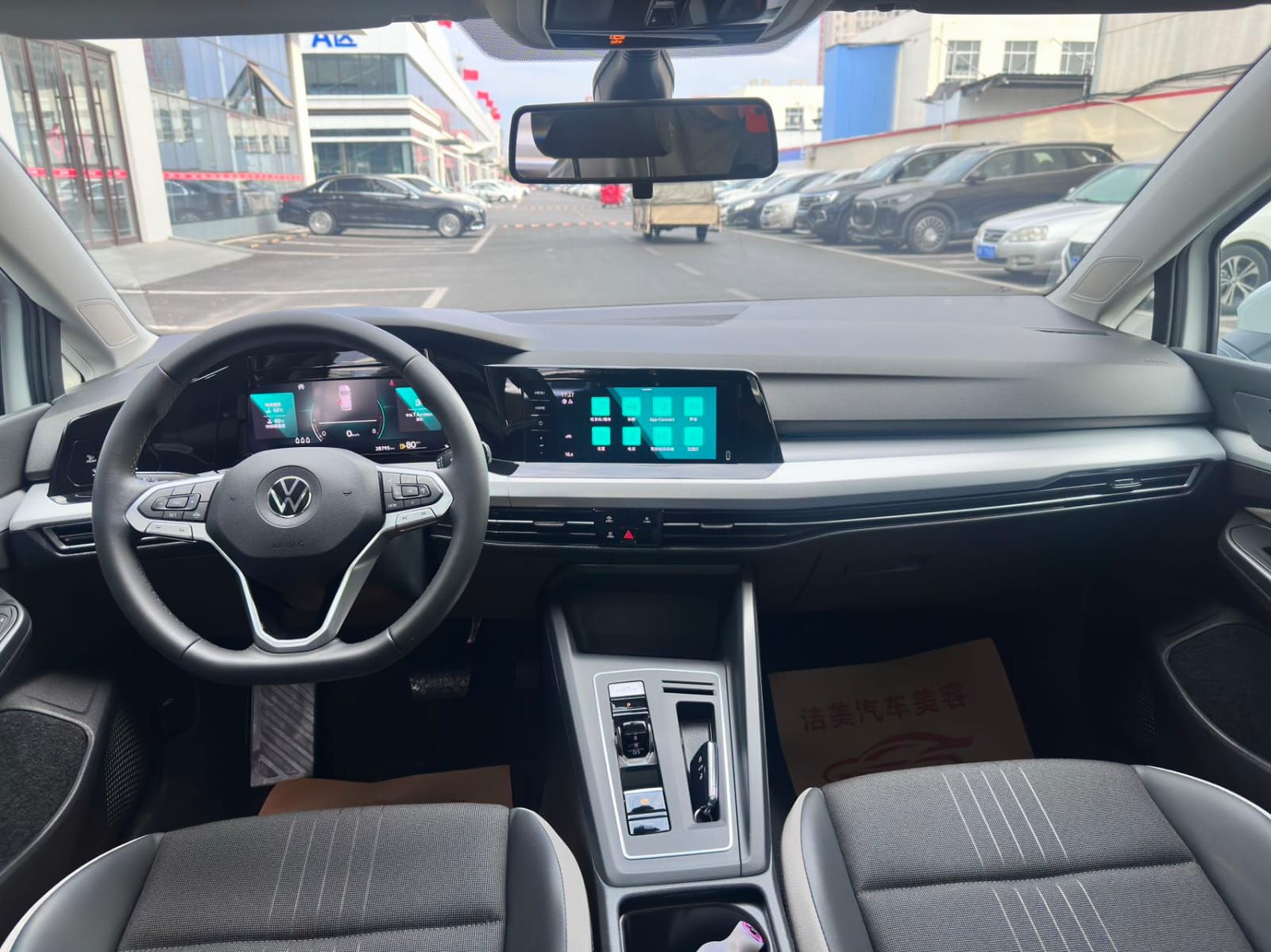 Volkswagen Golf 280TSI DSG Pro