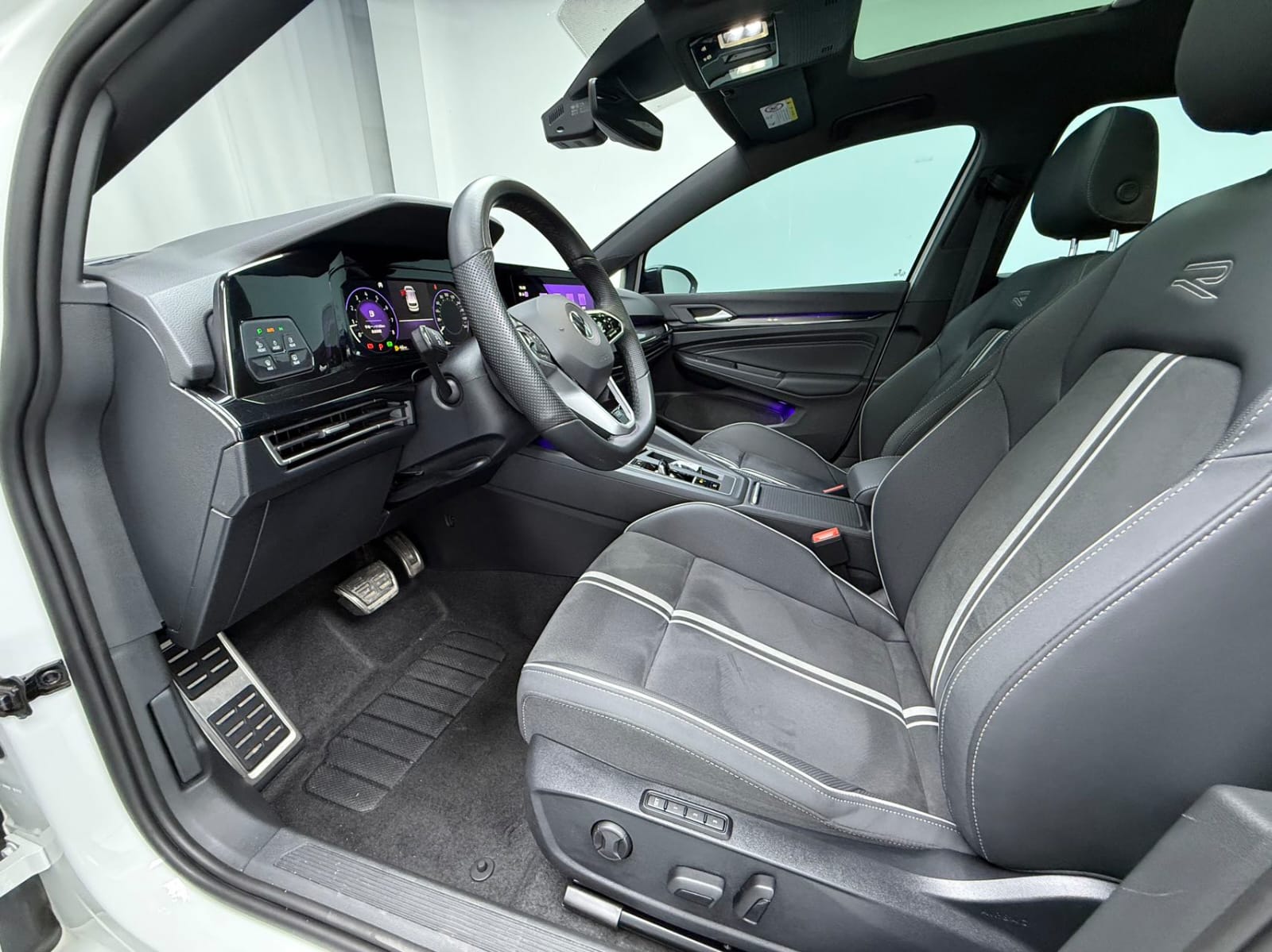 Volkswagen Golf 280TSI DSG R-Line
