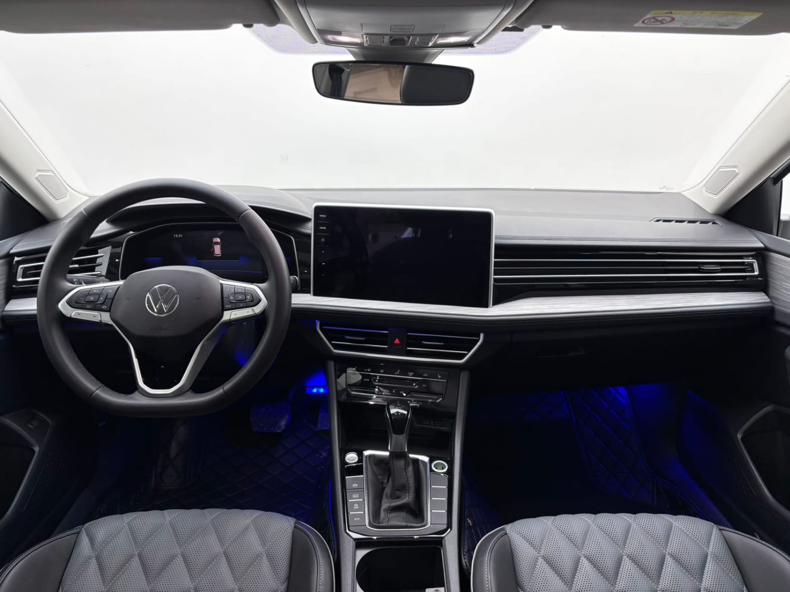 Volkswagen Sagitar 280TSI DSG
