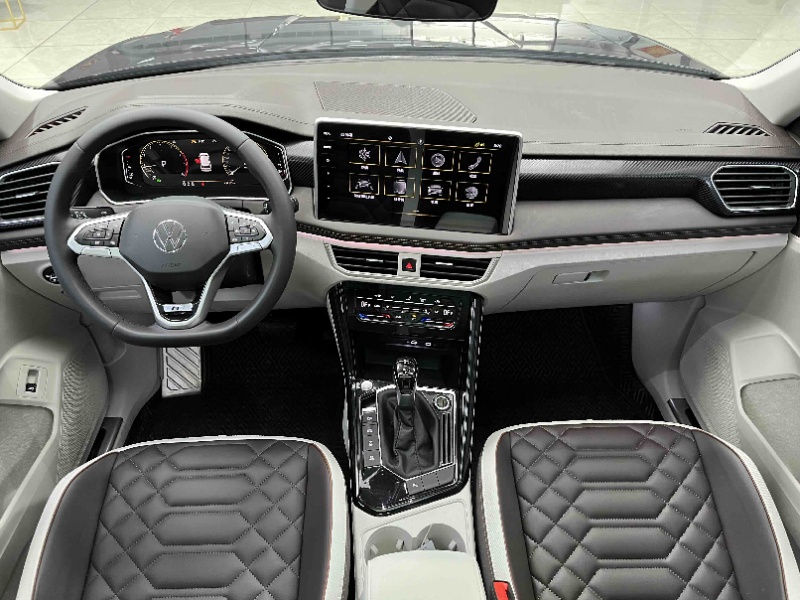 Volkswagen Tayron 280TSI Deluxe Plus Premium Edition