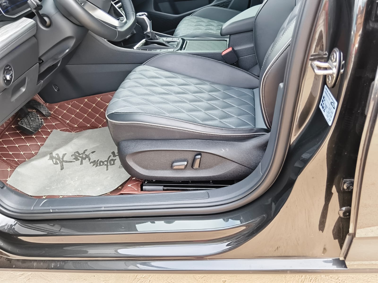 Volkswagen Sagitar 280TSI DSG Oversight Plus