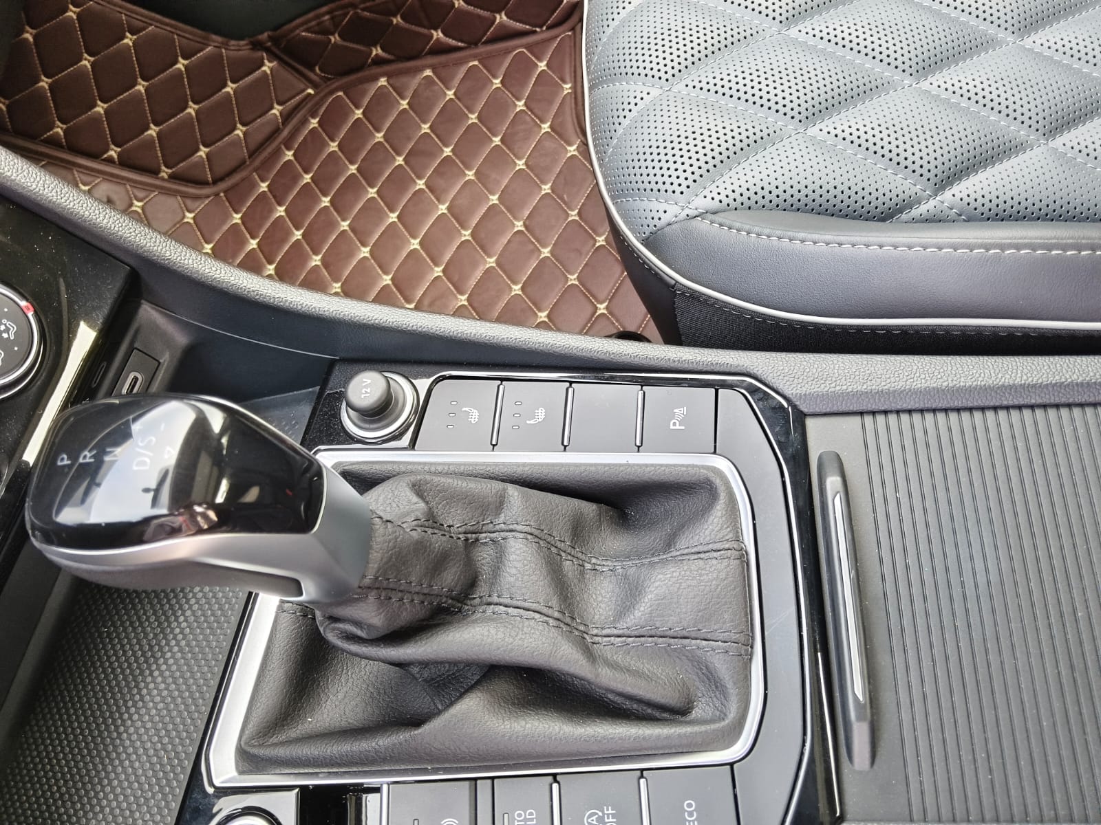 Volkswagen Sagitar 280TSI DSG Oversight Plus