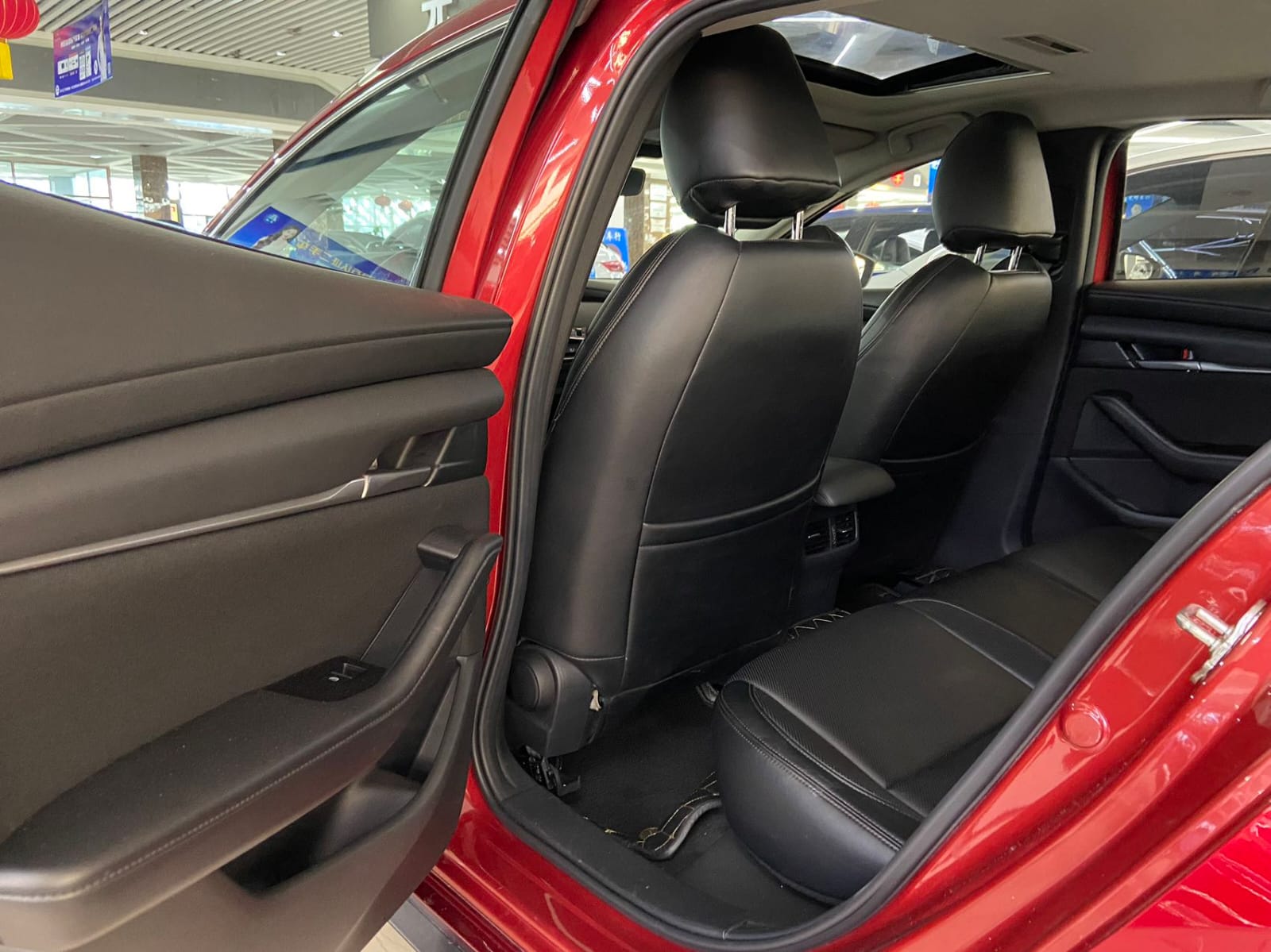 Mazda 3 Axela 1.5L Automatic