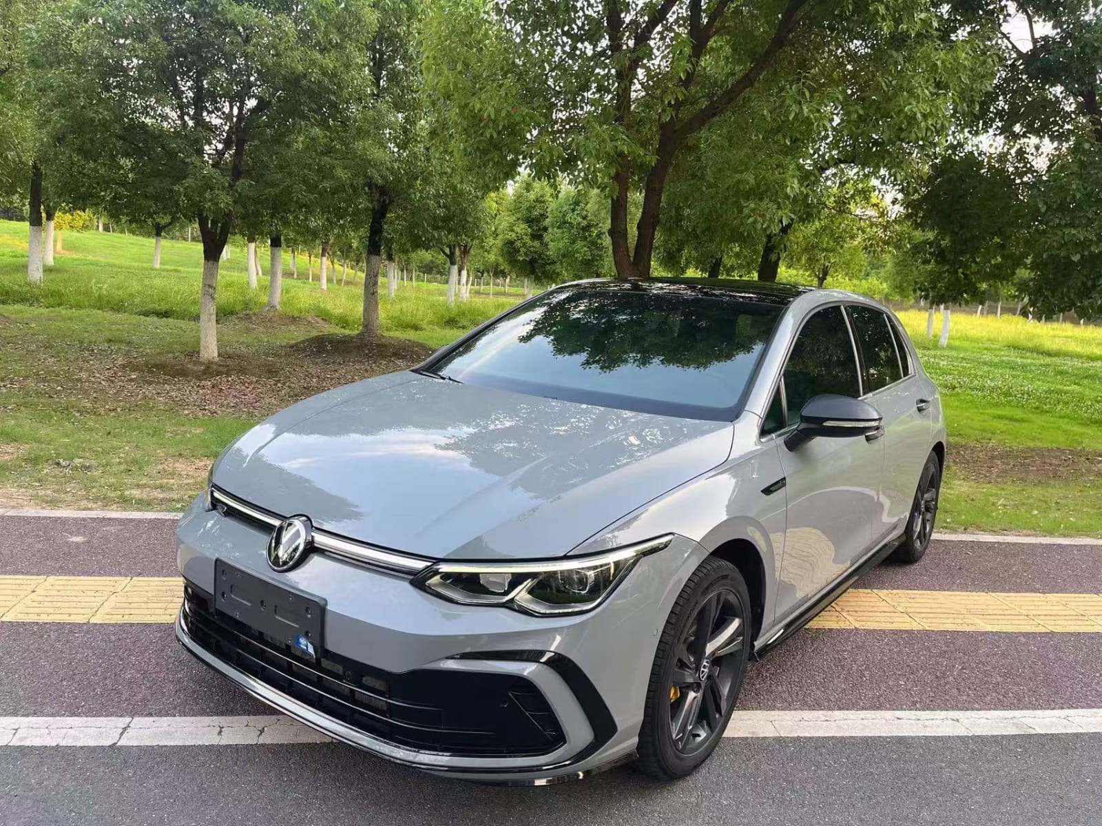 Volkswagen Golf 8 R-Line 280TSI Lite