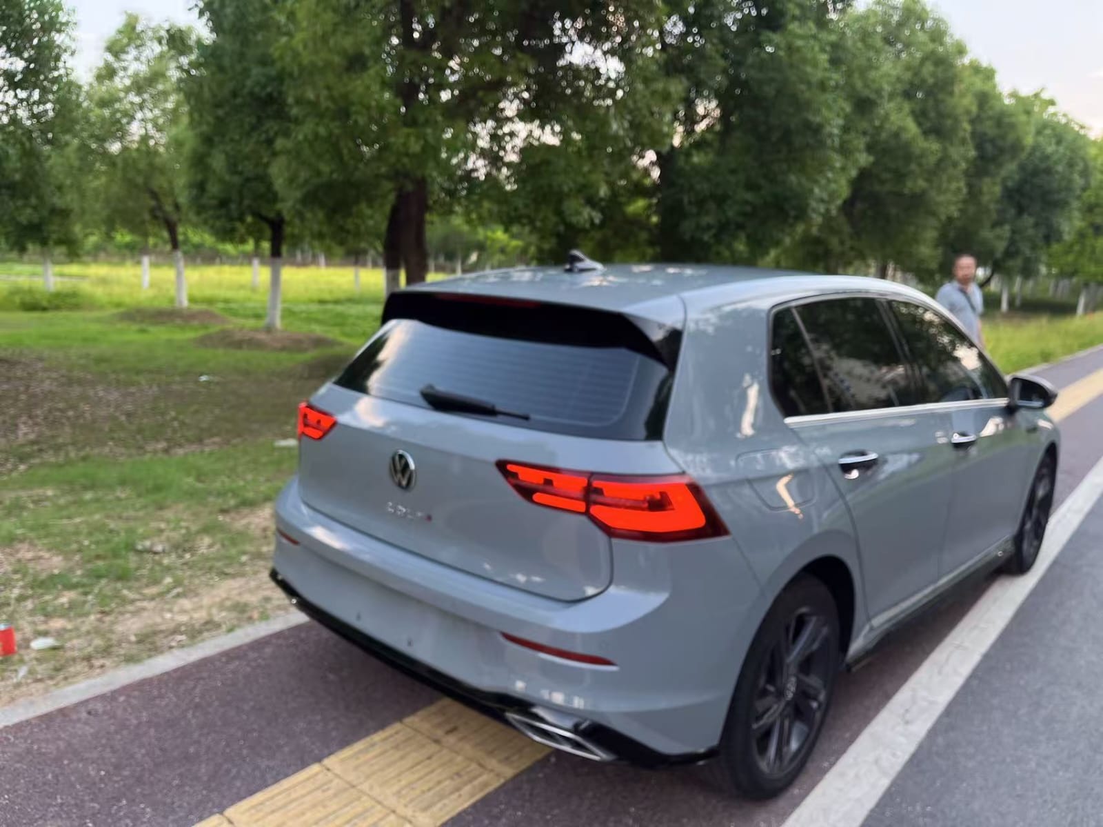 Volkswagen Golf 8 R-Line 280TSI Lite