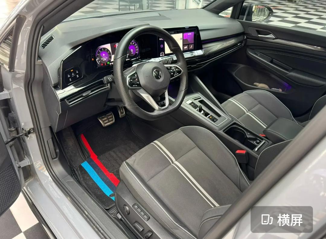 Volkswagen Golf 280TSI DSG R-Line