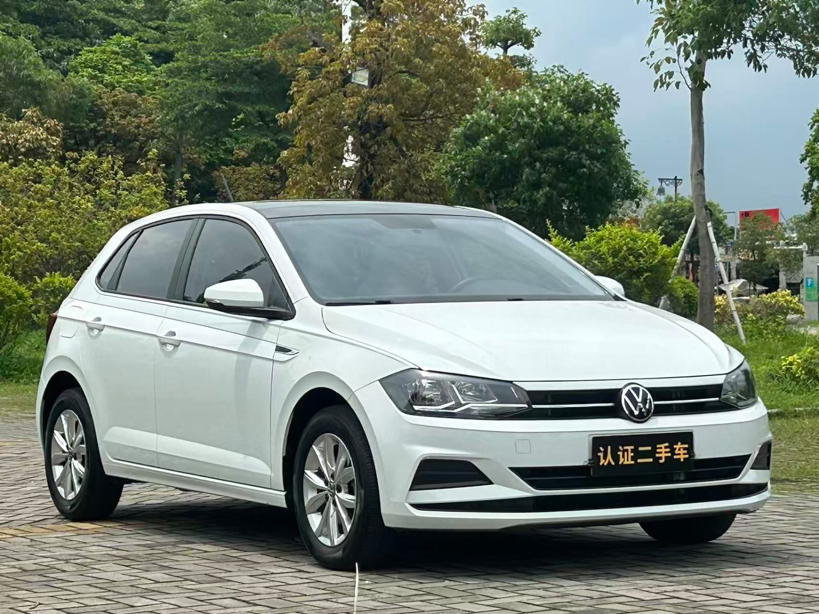 Volkswagen Polo Plus 1.5L Automatic