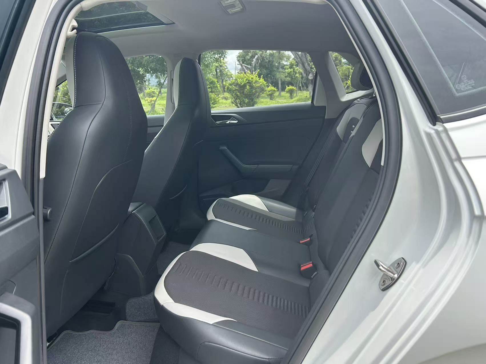 Volkswagen Polo Plus 1.5L Automatic