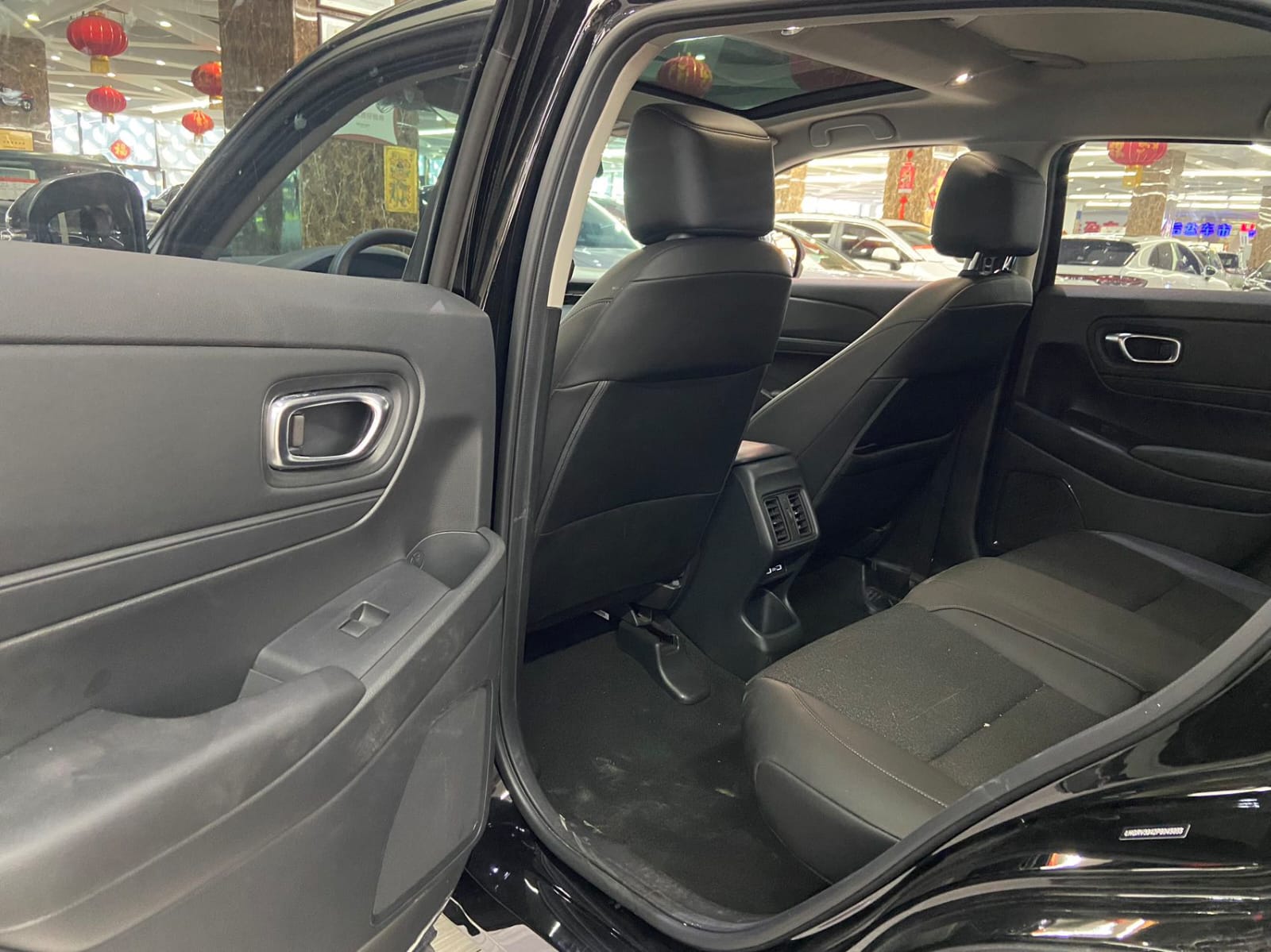 Honda Vezel 1.5L Technology Edition
