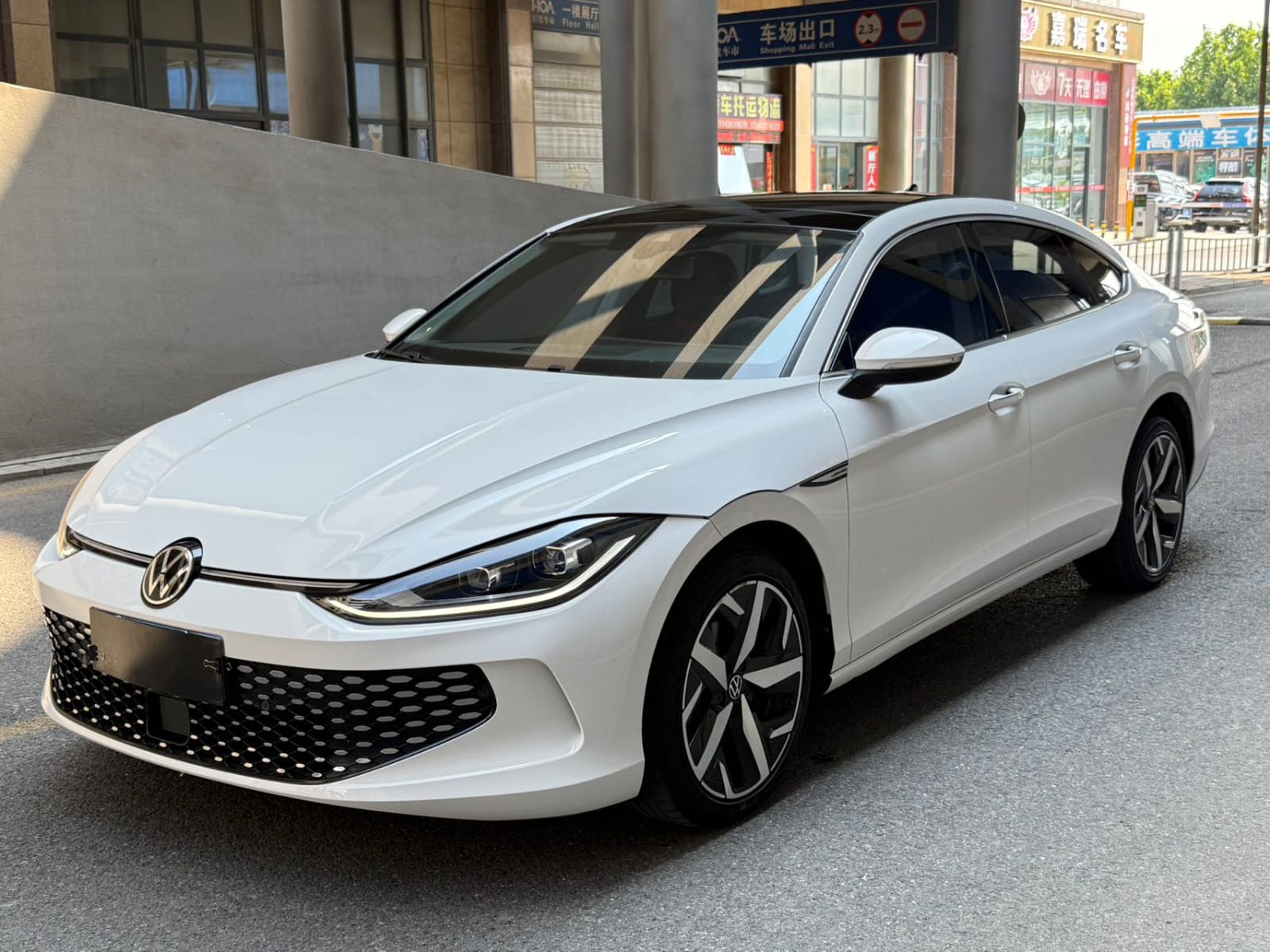 Volkswagen Lamando L 280TSI DSG