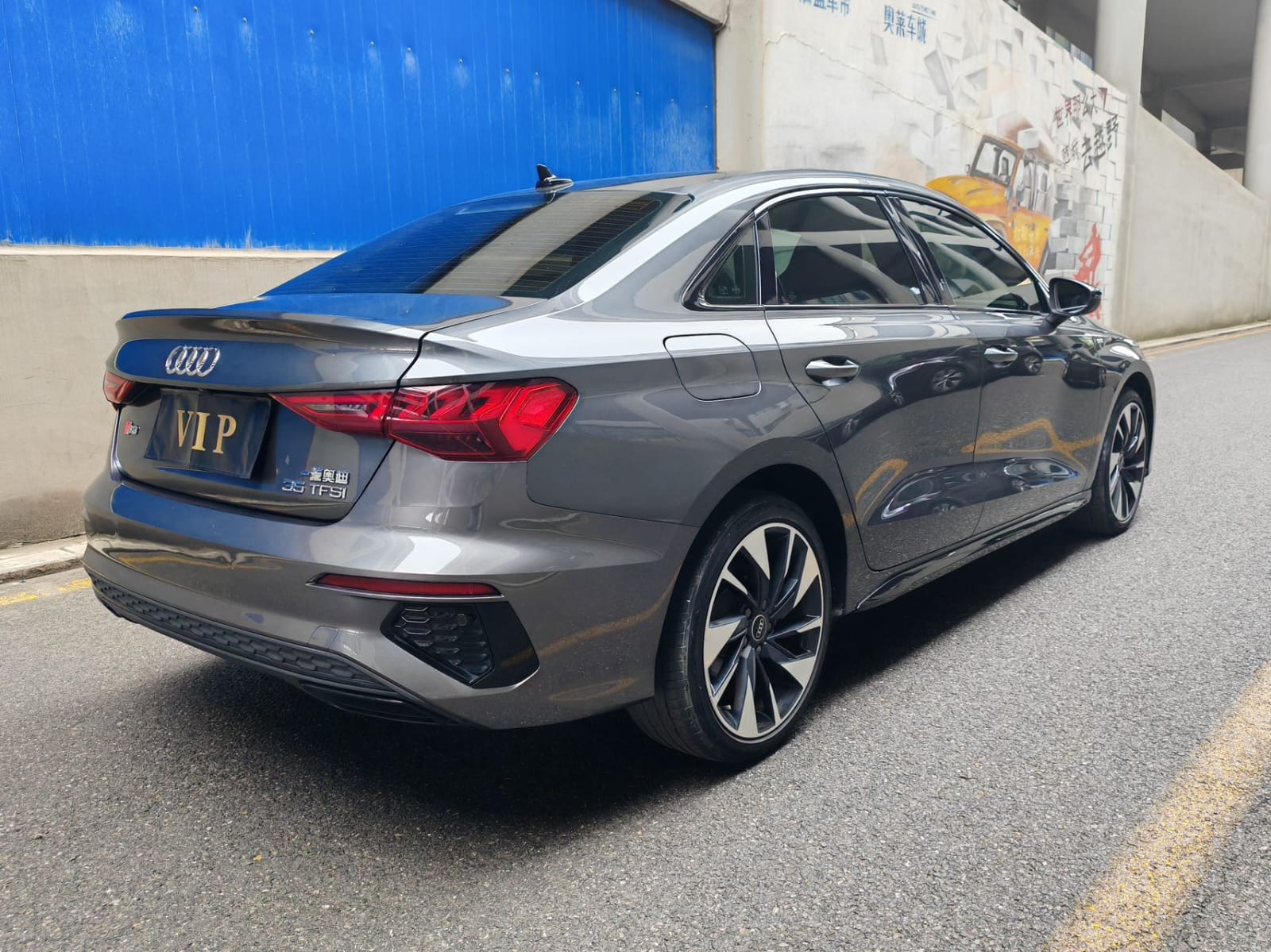 Audi A3L Fashion Sports