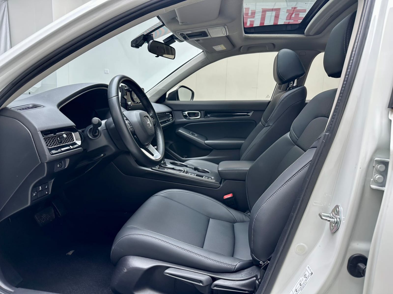 Honda Civic 180TURBO CVT