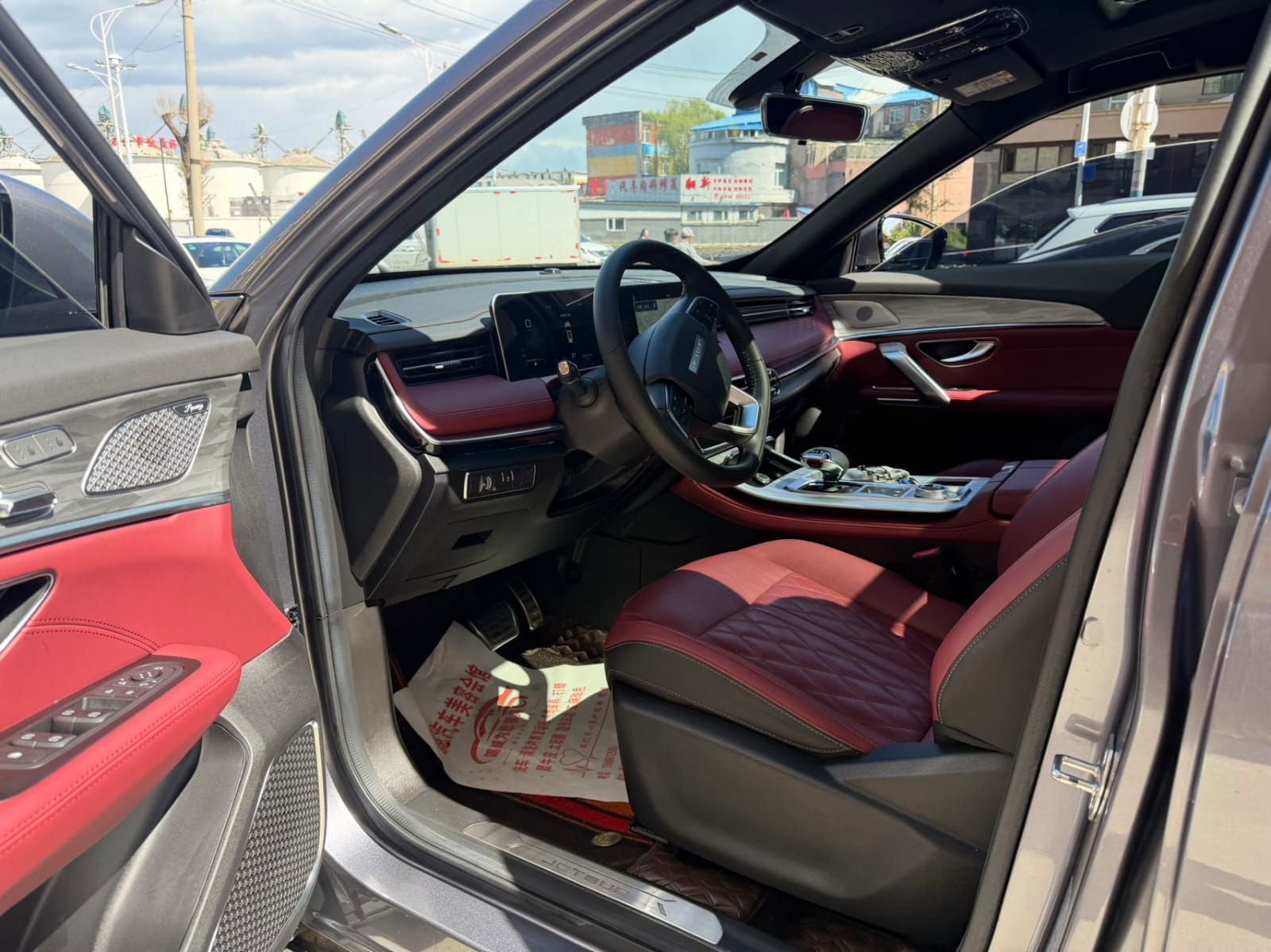 Jetour X70 PLUS 1.5T DCT Brave Edition