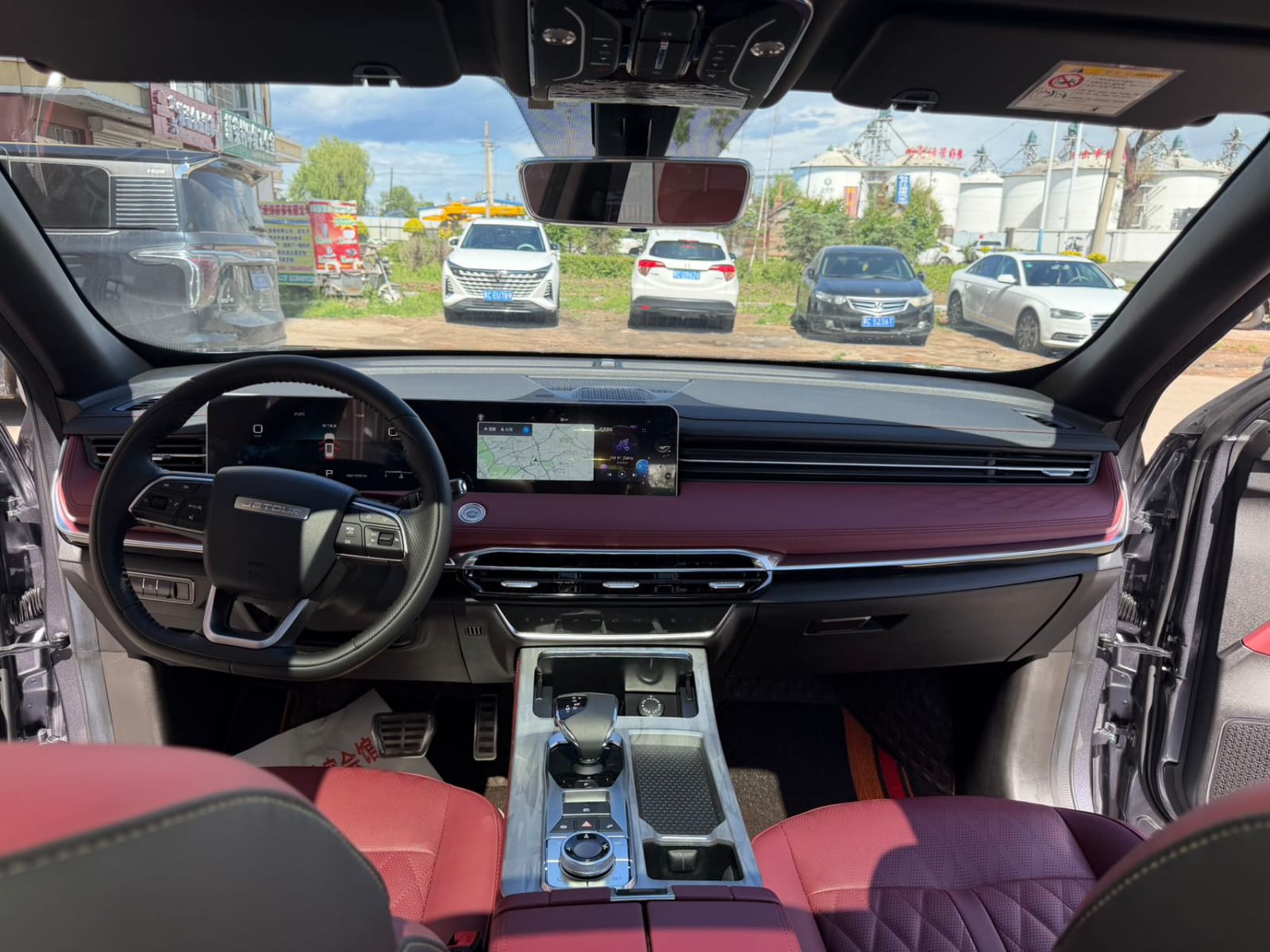 Jetour X70 PLUS 1.5T DCT Brave Edition