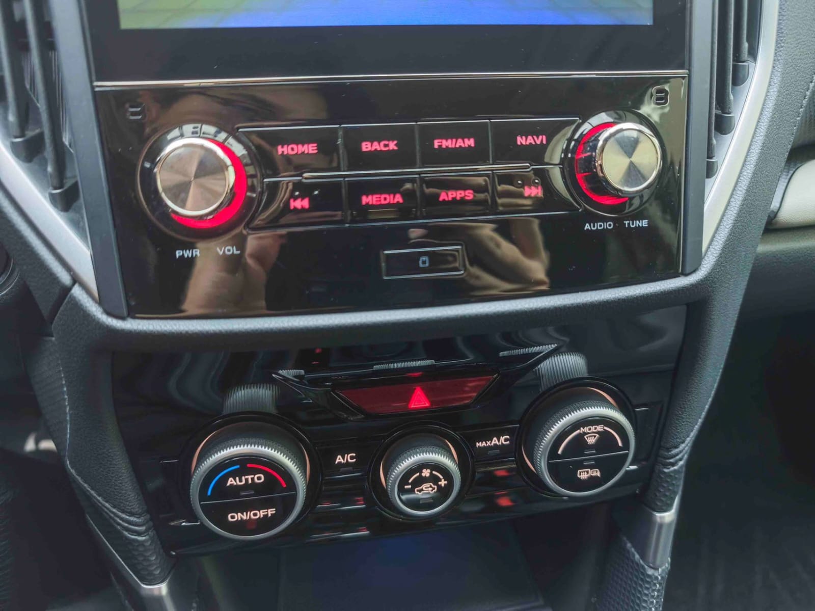 Subaru Forester 2.0i AWD Deluxe Edition EyeSight