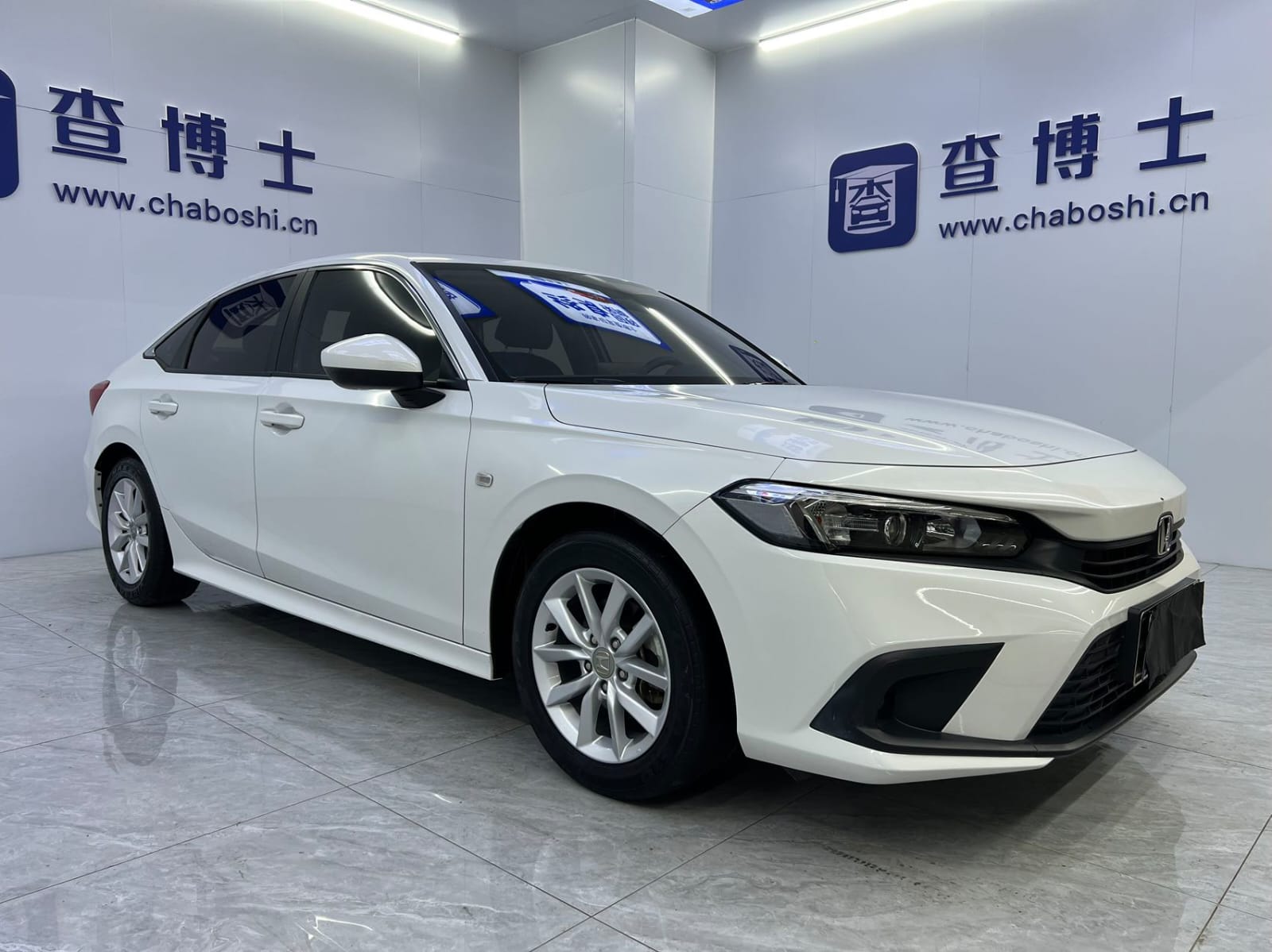 Honda Civic 180 TURBO CVT