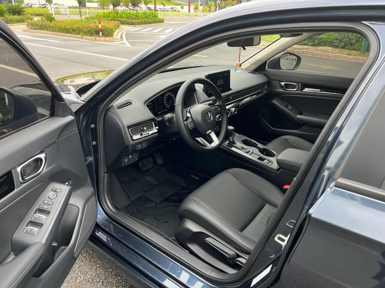 Honda Civic 180TURBO CVT
