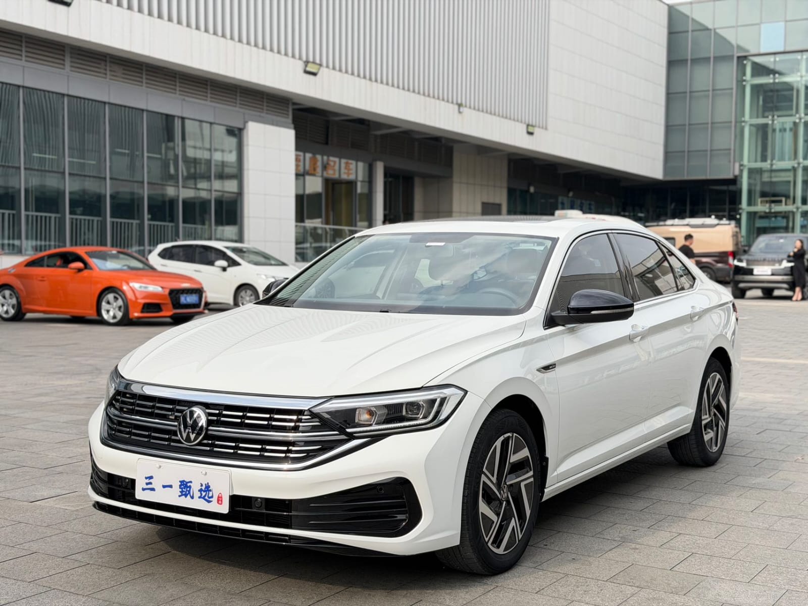 Volkswagen Sagitar 280TSI DSG