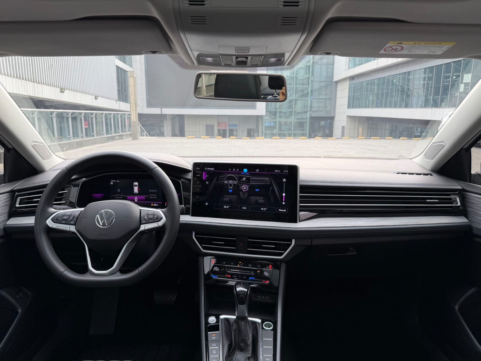 Volkswagen Sagitar 280TSI DSG