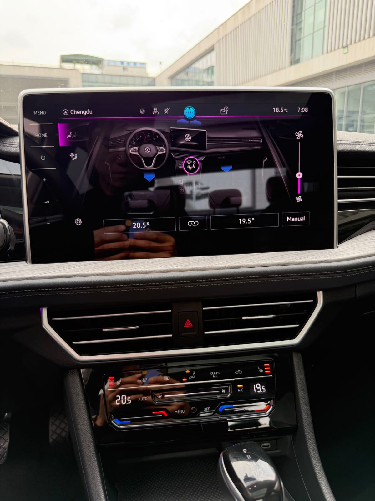 Volkswagen Sagitar 280TSI DSG