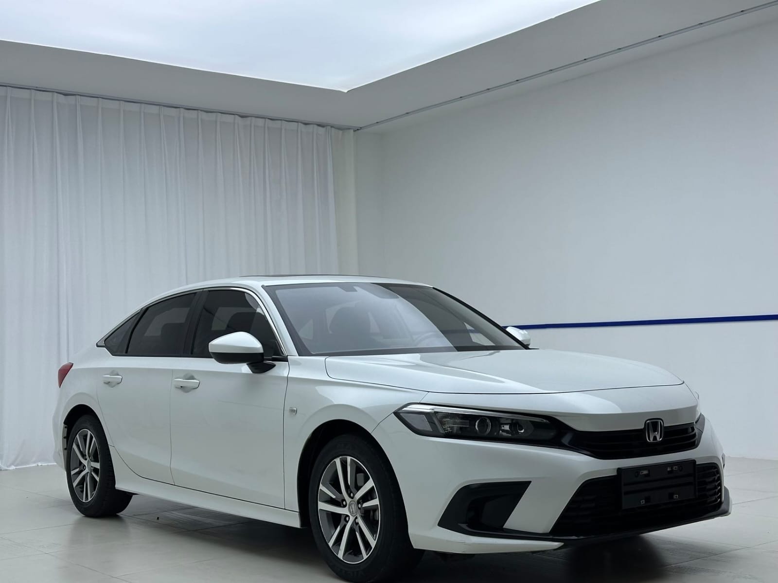 Honda Civic 180TURBO CVT