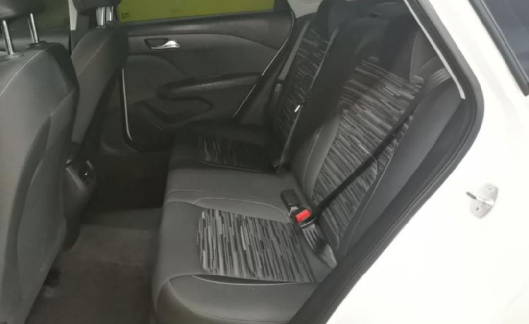 Chevrolet Monza (Cruze) 1.5L