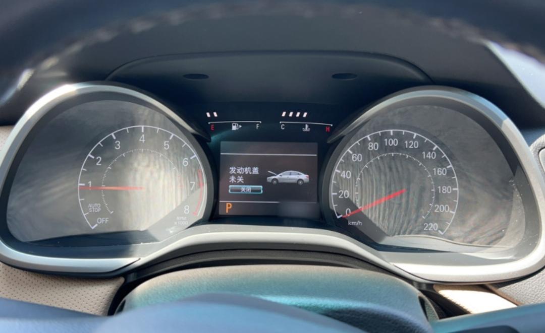 Chevrolet Monza (Cruze) 320 Automatic Enjoy Skylight Edition