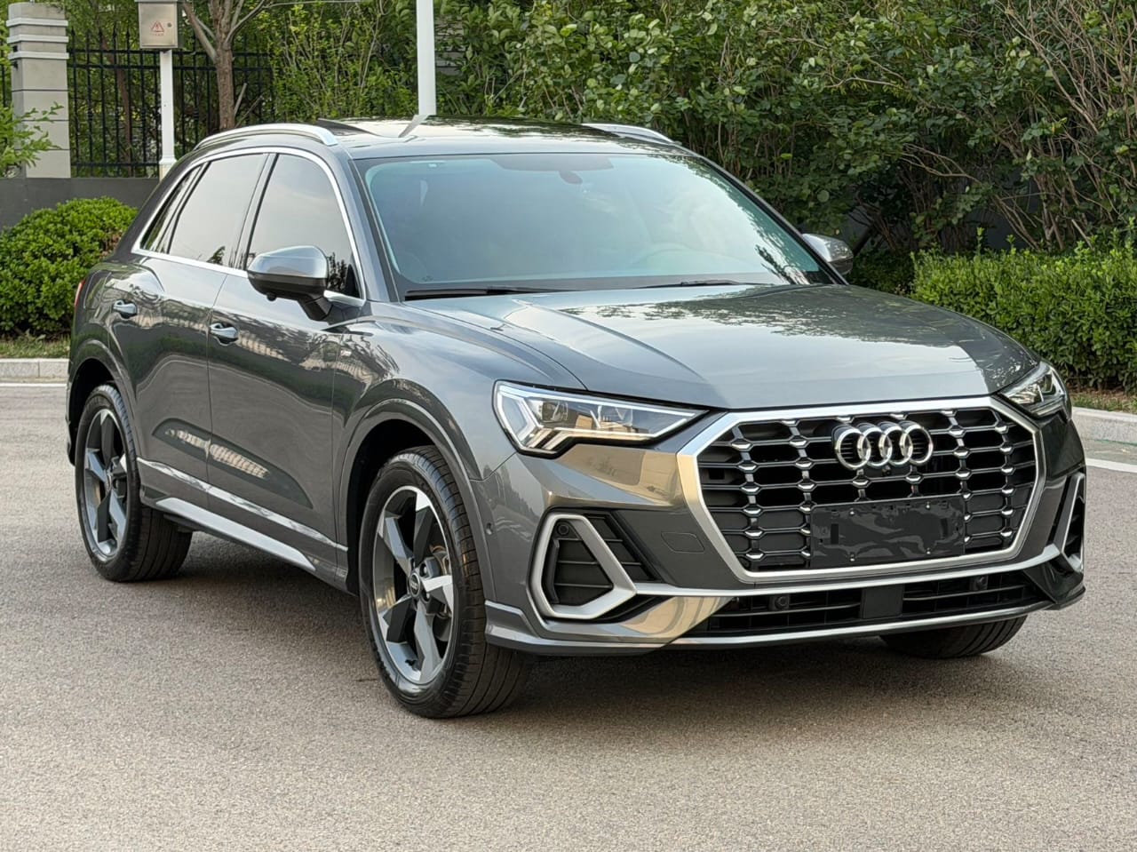 Audi Q3 35TFSI Fashion Edition