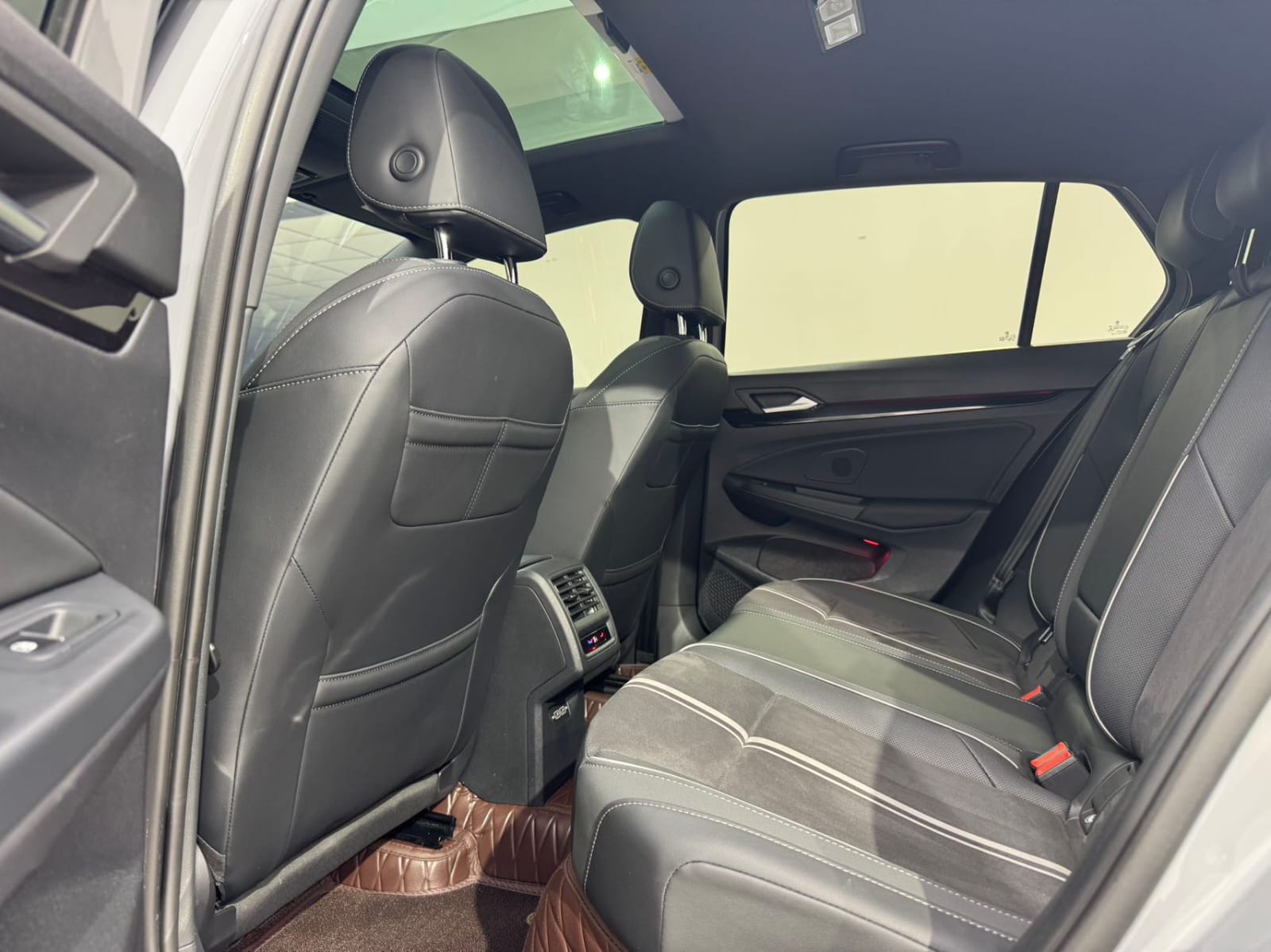 Volkswagen Golf 280TSI DSG R-Line